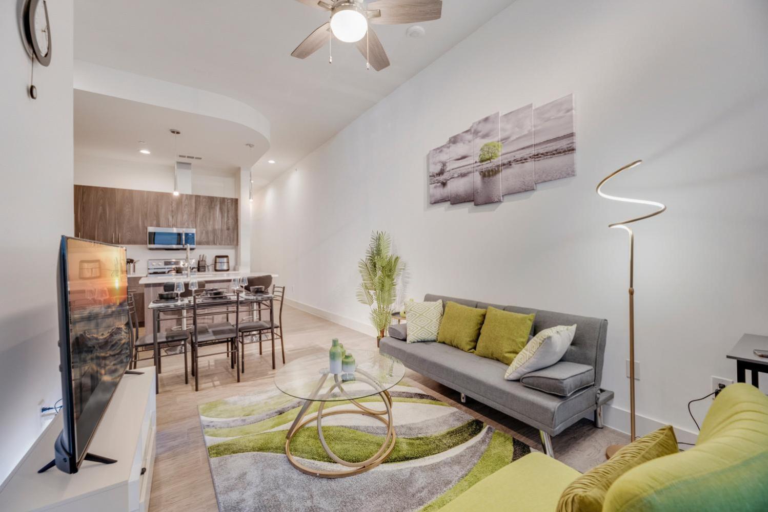Snazzy Loft Style 2Br I Gym I Parking I Workspace Даллас Экстерьер фото